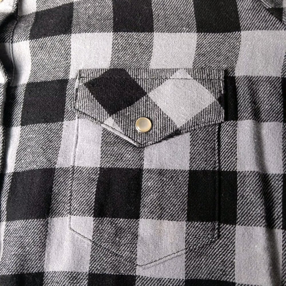 Wrangler Wrancher Shirt Women M Flannel Black Gray Plaid Pearl Snap New Western - Picture 12 of 14